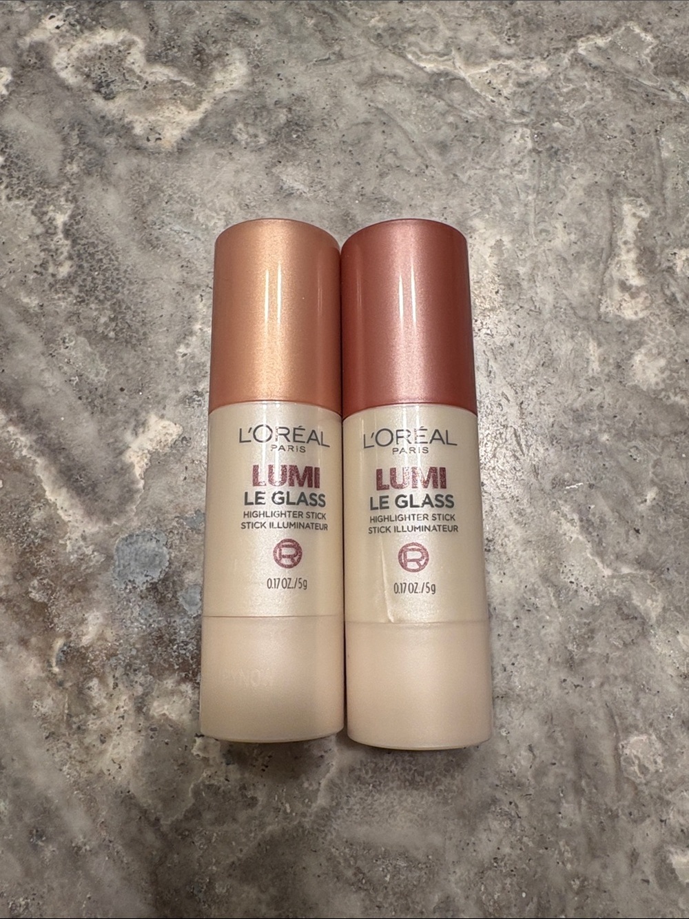 (2) Full-sized L’Oréal Lumi Le Glass Highlighter Sticks